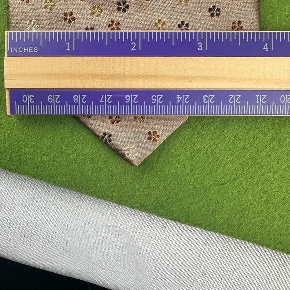 Murano Imported Silk 100% Made in USA  4" x 58" Vintage Embroidered Pattern - Picture 6 of 9